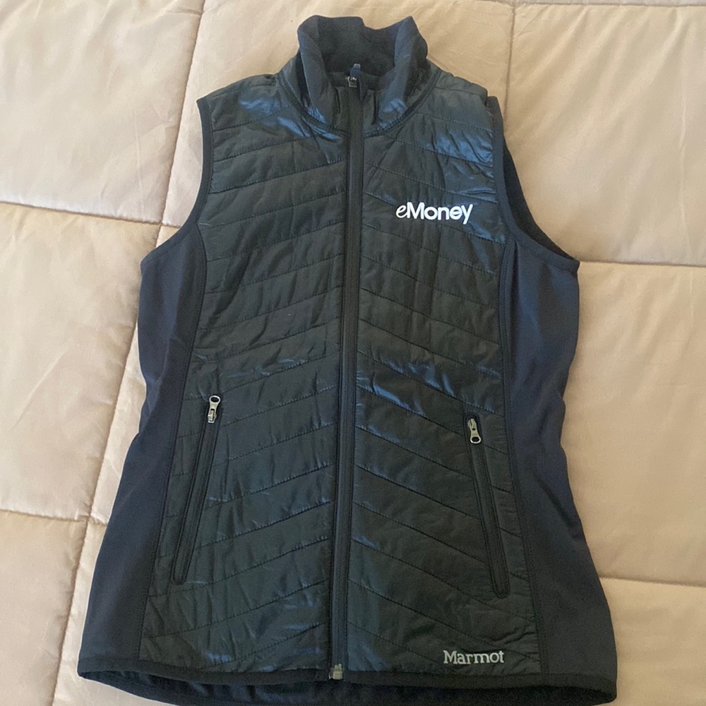 BRAND NEW MARMOT DOWN VEST